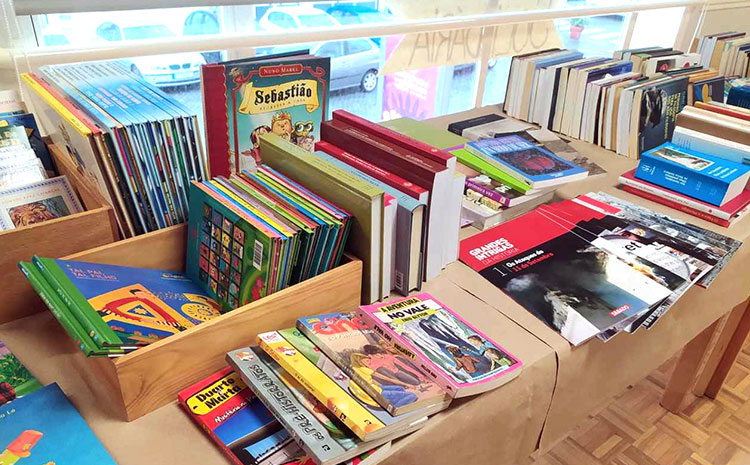 Feira do Livro Solidária